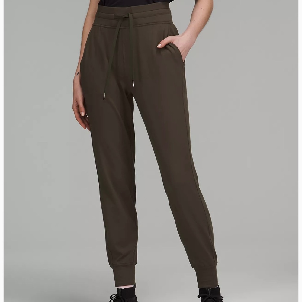 Lulu lemon ready to rulu joggers